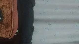 包臀裙美乳小姐姐自慰流白浆#骚逼