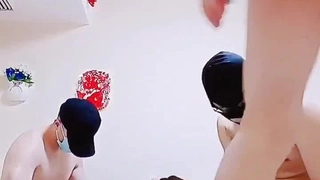 小騷貨是名副其實的騷，非常主動的很想被操，沒想到穿上小旗袍還挺好看 part1