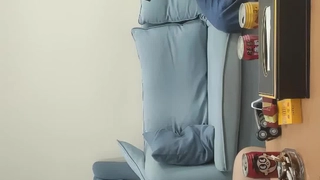 十几岁的学生被年长的男人肛交