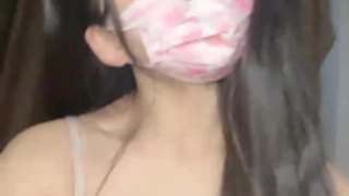 9总全国探花约了个短裤妹子，洗完澡口交舔弄抽插猛操呻吟娇喘