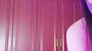 惊人的继女深喉导致激情的邂逅