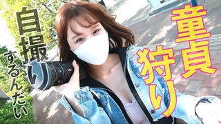 约了个少妇TP啪啪，沙发上操近距离特写摸逼口交，上位骑坐快速抽插